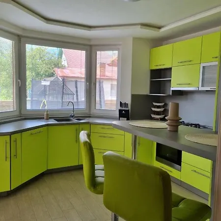 Semesterbostad Bikehouse Vel'ka Lomnica