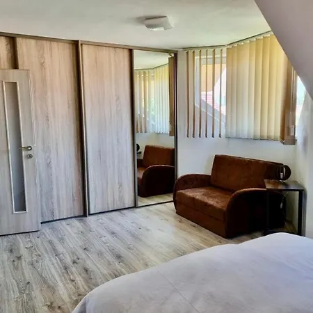 Bikehouse Velka Lomnica