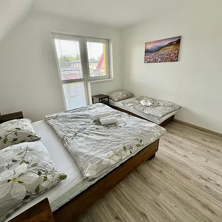 Semesterbostad Bikehouse Vel'ka Lomnica