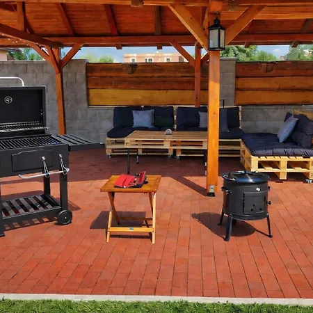 펜션 Bikehouse 벨카 롬니차